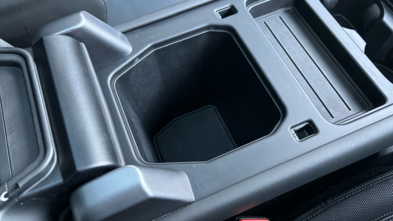 Land Rover Defender 3.0 D250 X-Dynamic HSE 110 5dr Auto Diesel Estate